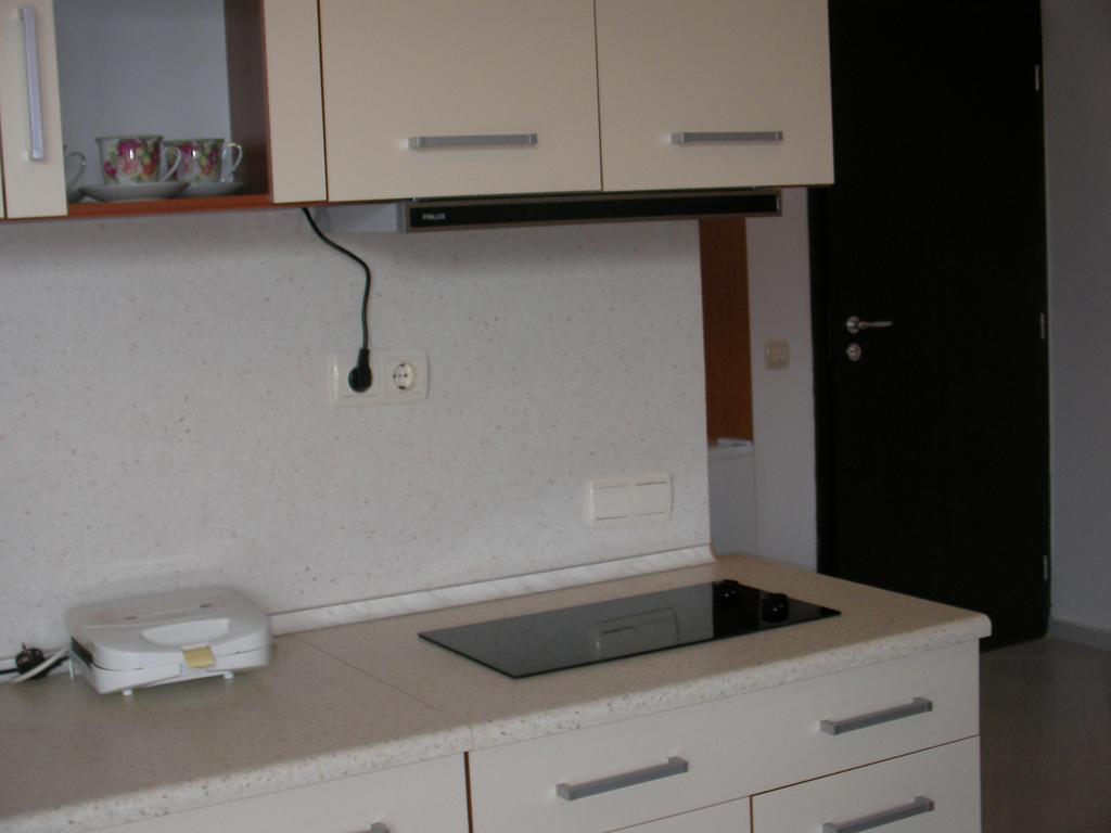 Adonai Apartments Nesebar Bagian luar foto