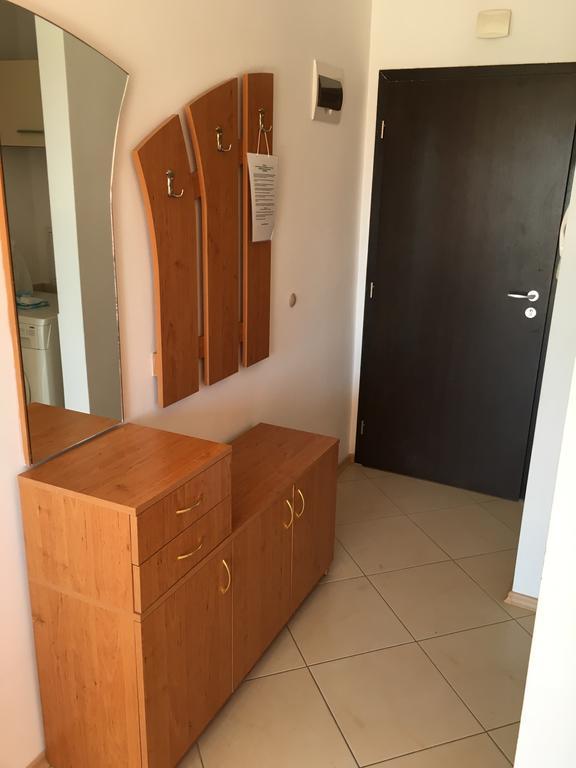 Adonai Apartments Nesebar Bagian luar foto